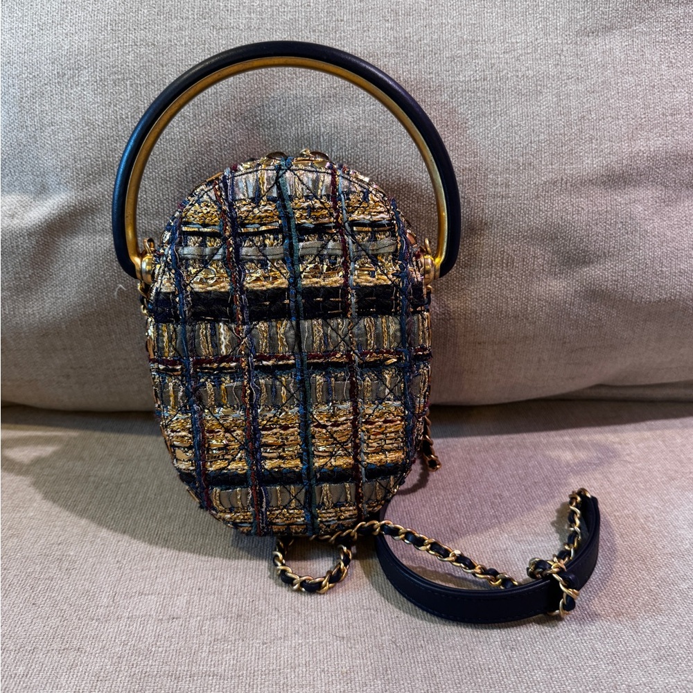 JUST SOLD Pristine Chanel Mini Top Handle bag - Picture 4 of 10